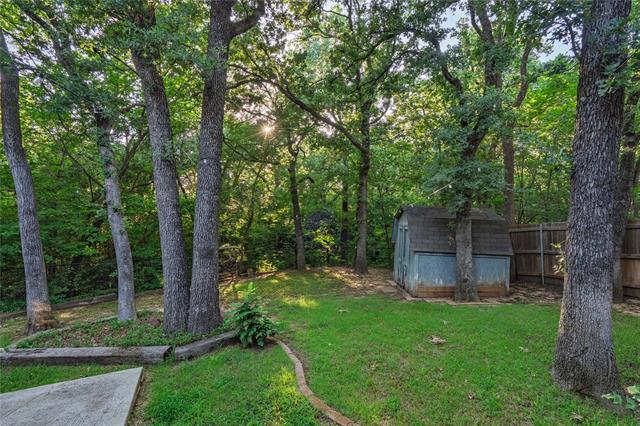 Building Photo - 1009 Winding Creek W Dr