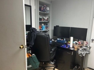 Building Photo - 11914 Queen St