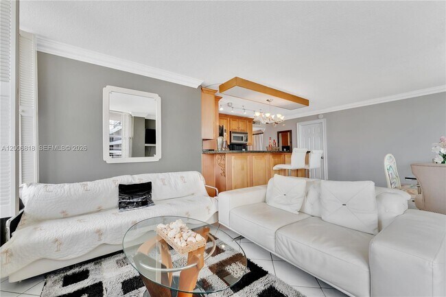 Building Photo - 5555 Collins Ave