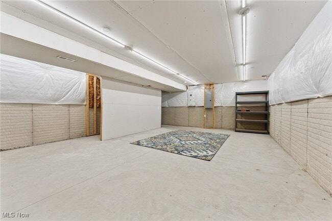 Building Photo - 3383 Jackson Park Dr