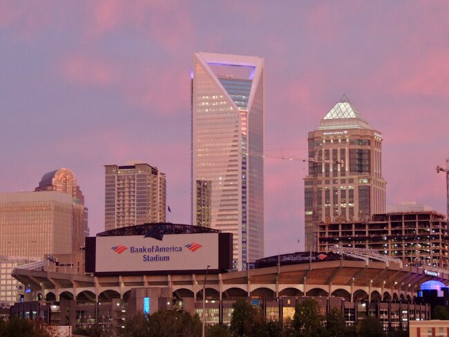 Building Photo - 630 Calvert St