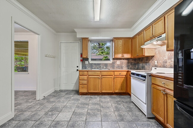 Building Photo - 3098 Drusilla Ln