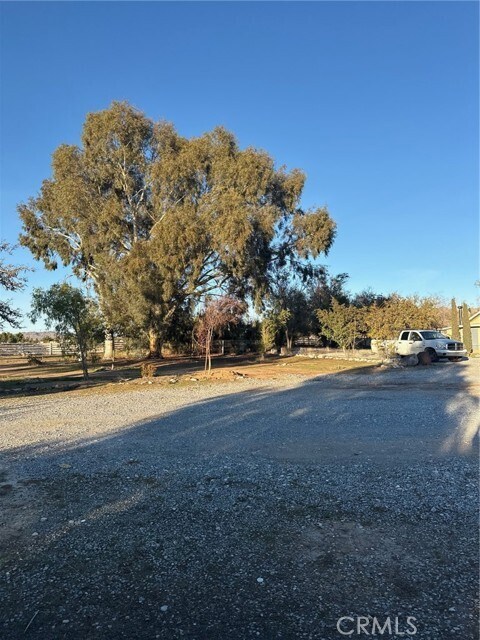 Building Photo - 16100 Navajo Rd