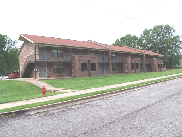 Primary Photo - Whispering Winds Apartments