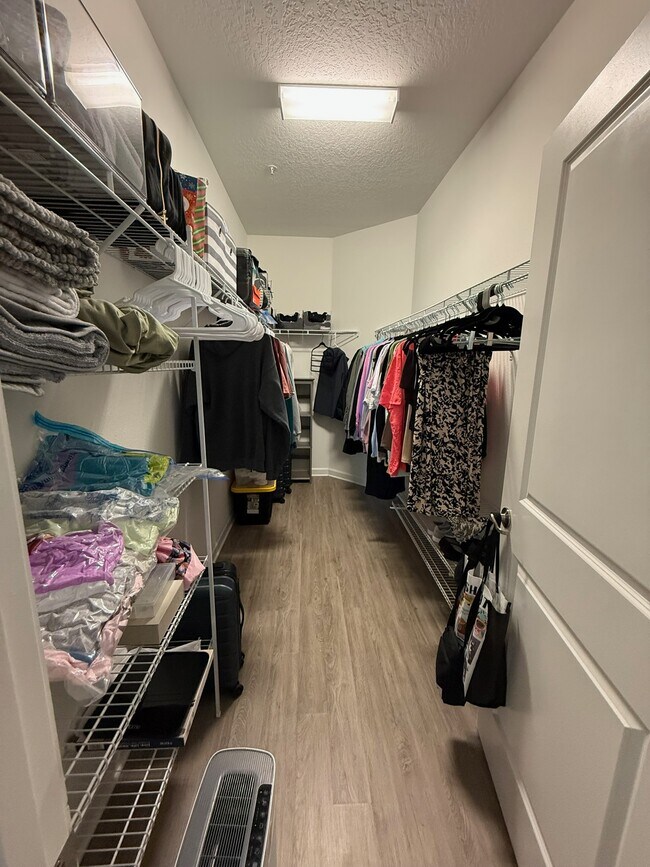 Building Photo - 3542 Fairwaters Ct