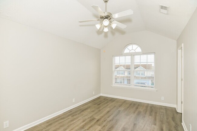 Building Photo - 1230 Shannon Ln