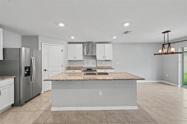 Building Photo - 36851 Goffaux Loop