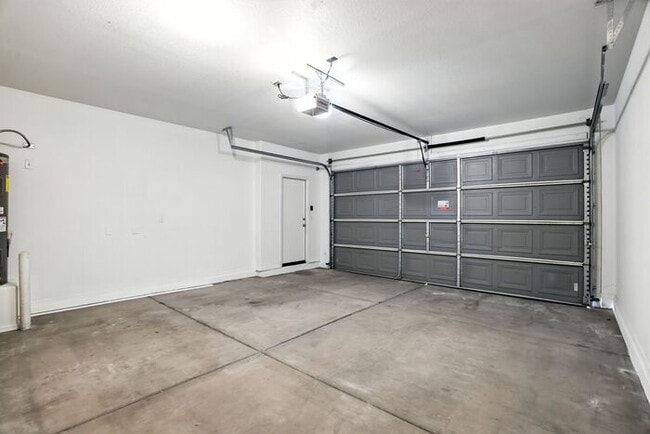 Building Photo - 21116 Avenida Del Valle Ct