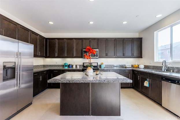 Building Photo - 4959 Camarillo Ln