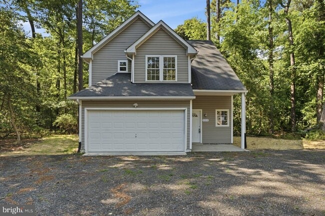 Building Photo - 104 Hazel Dr