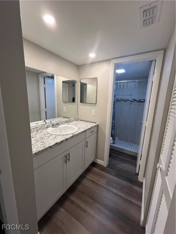 Building Photo - 3705 Country Club Blvd