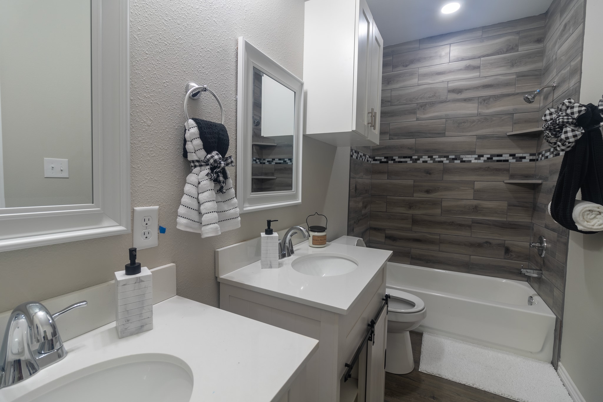 Primary Bathroom - 803 Hall St