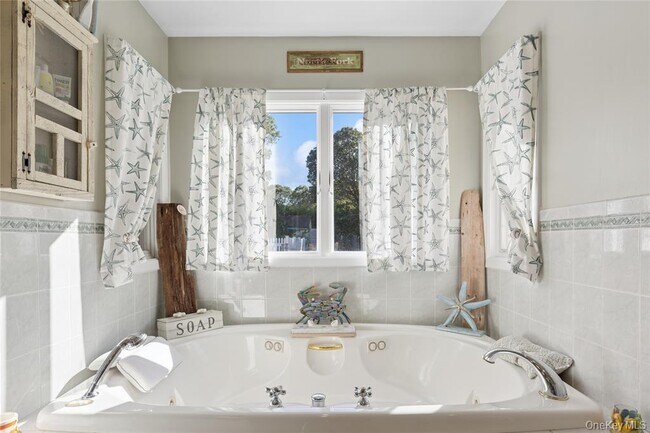 Building Photo - 123 Broad Ave