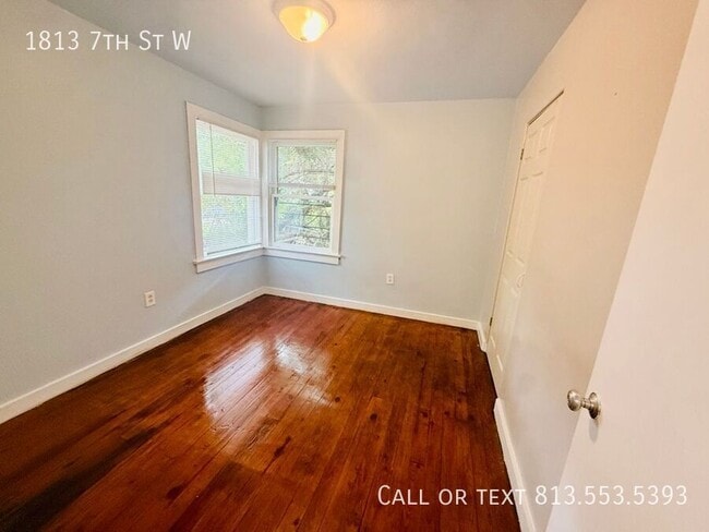 Building Photo - 1813 7th St W