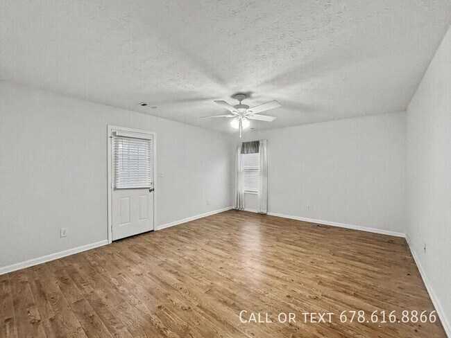 Building Photo - 560 Lee Byrd Rd