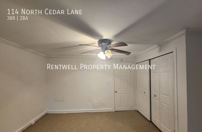 Building Photo - 114 N Cedar Ln