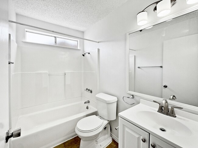 Building Photo - 7510 Old Spanish Trail