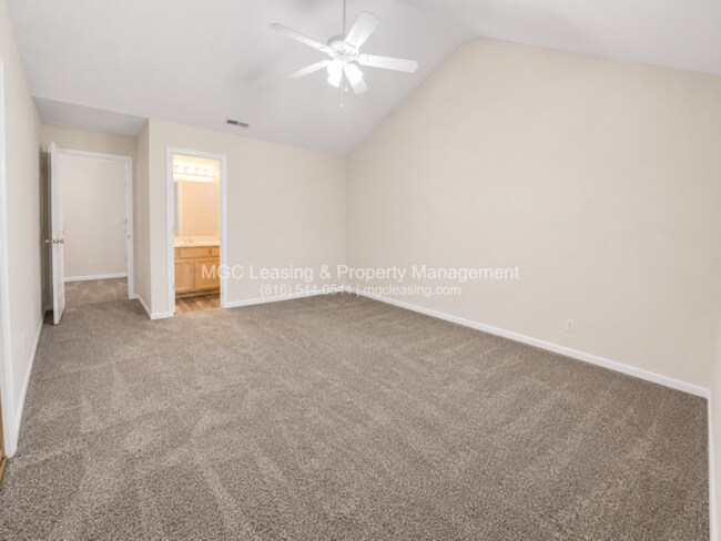 Building Photo - RENT SPECIAL | MOVE IN BY 8/31/26 & GET A FREE 55-inch TV!!