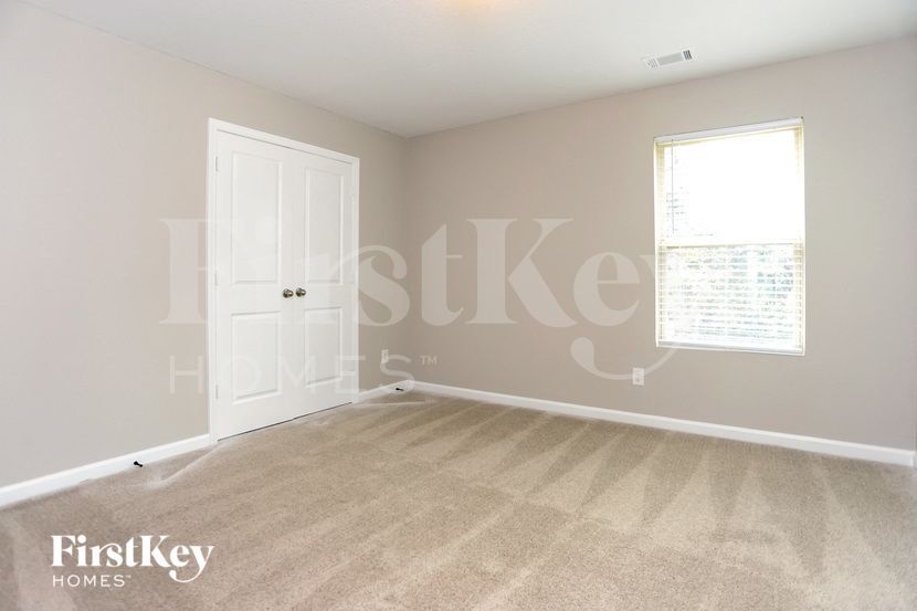 Building Photo - 10934 Wheeler Trce