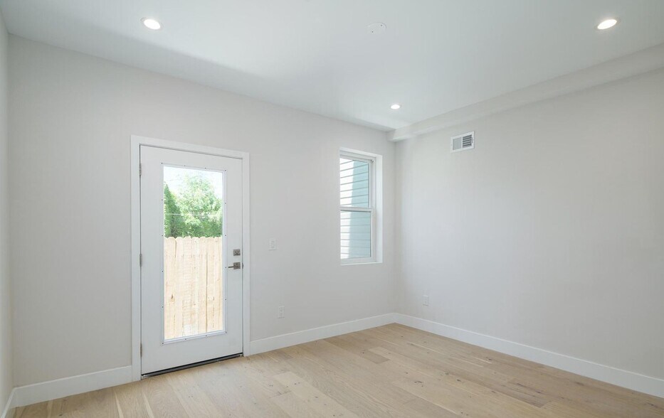 Building Photo - 1620 Germantown Ave