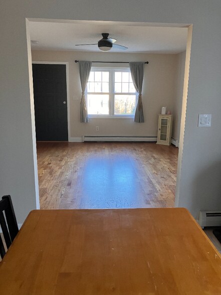 Building Photo - 2101 Scott Rd