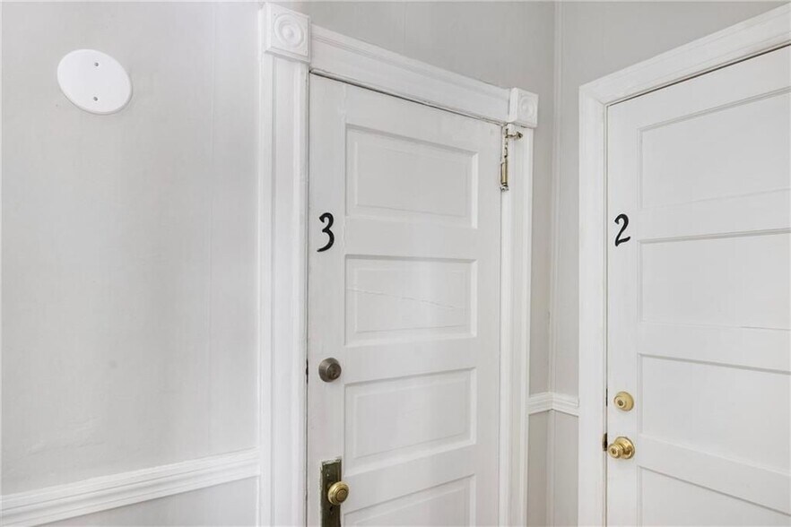 Building Photo - 10 Braman St