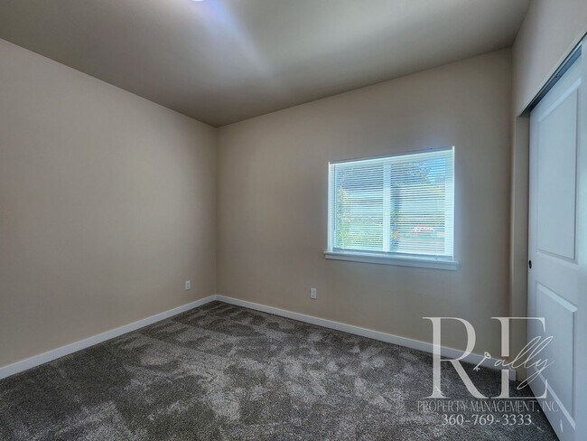 Building Photo - 50% OFF FIRST MONTH'S RENT!!!