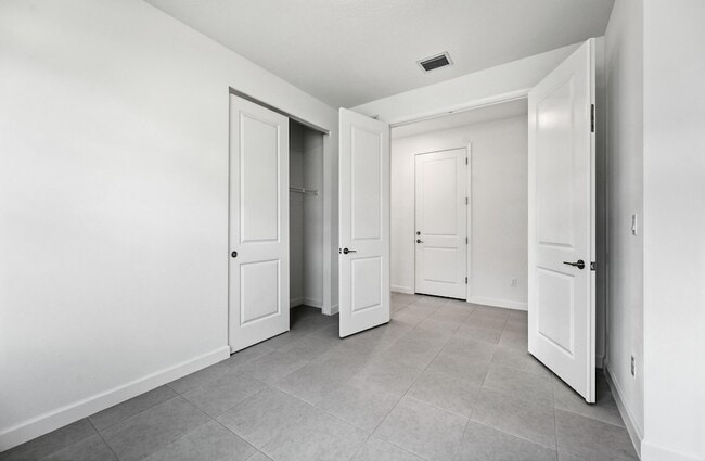 Building Photo - 3735 Harborside Ave