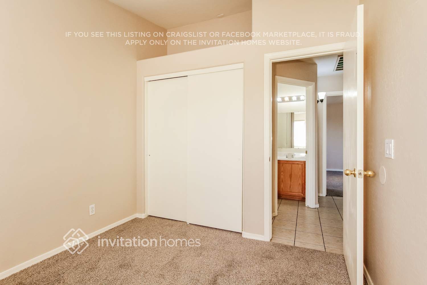 Building Photo - 5703 N 67th Dr