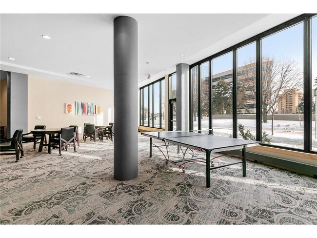 Building Photo - 1240 S 2nd St