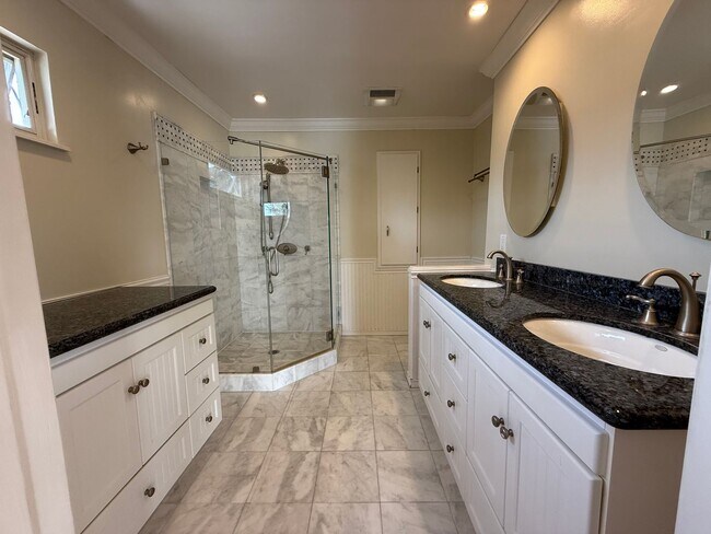 Building Photo - Beautiful Home With Stand-Alone ADU | Camb...