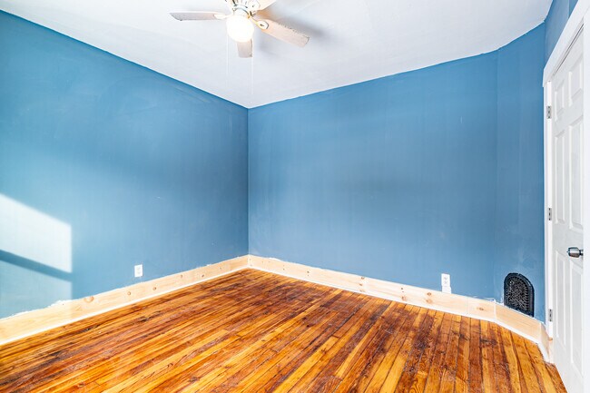 Building Photo - 292 Reynolds St