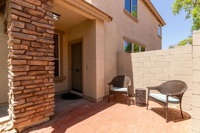 Building Photo - 13420 W Berridge Ln