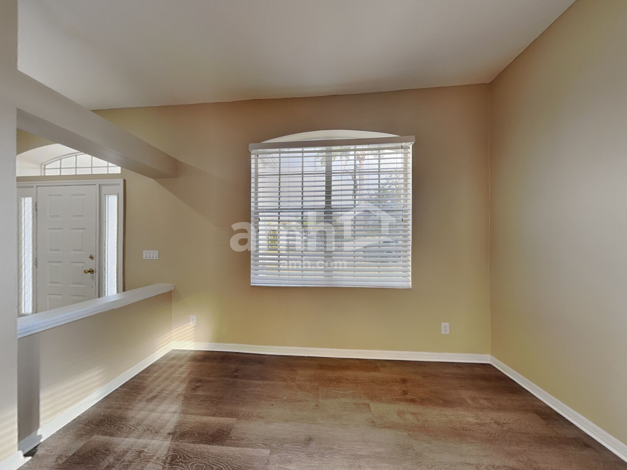 Building Photo - 2462 St Johns Ln