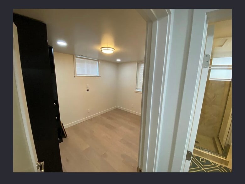 Building Photo - 269 E Herbert Ave