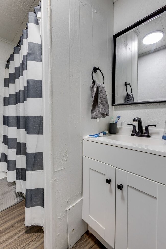 Building Photo - 2800 Berg St