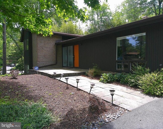 Primary Photo - 3407 Wessynton Way