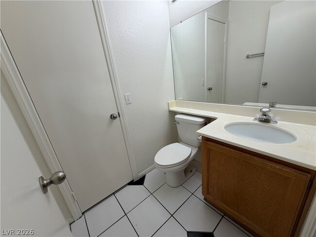 Building Photo - 8089 Kentshire Dr