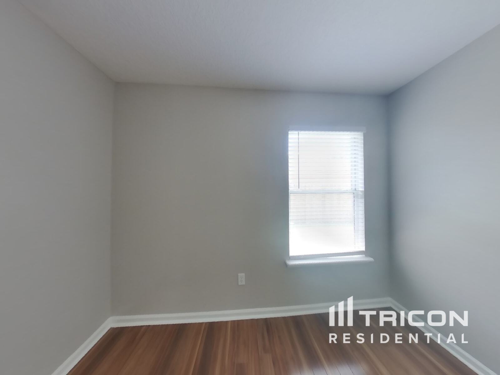 Building Photo - 495 Apple Creek Dr