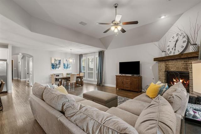 Building Photo - 3738 Norwood Ave