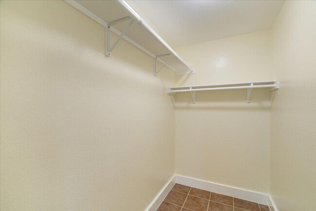 Building Photo - 500 Tillery St