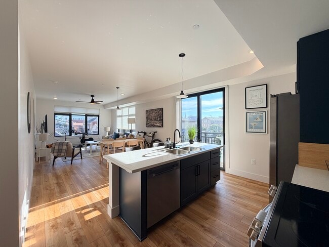 Kitchen - 138 E Street