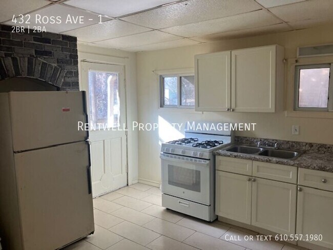 Building Photo - 432 Ross Ave