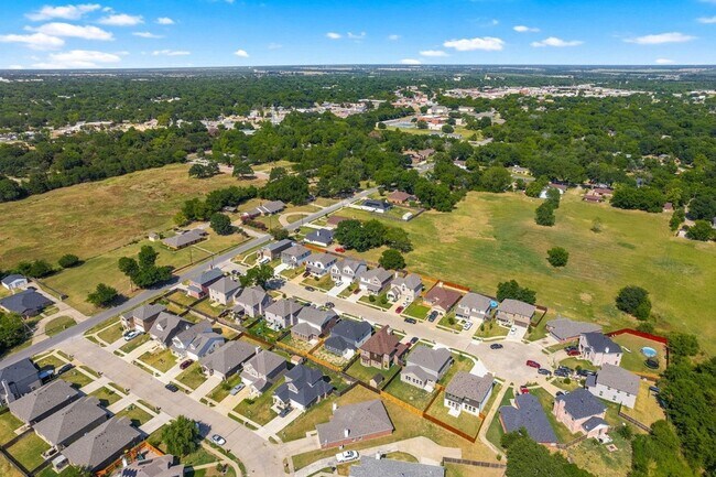 Building Photo - 110 Brooks Dr