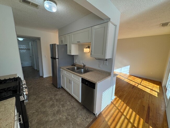 Building Photo - 255 N Michigan St