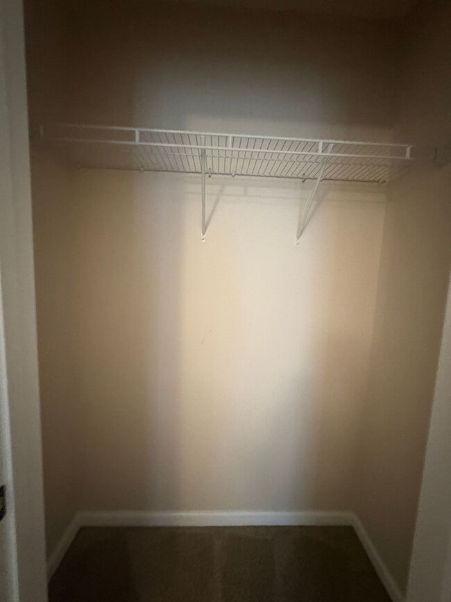 Building Photo - Dunwoody Subdivision