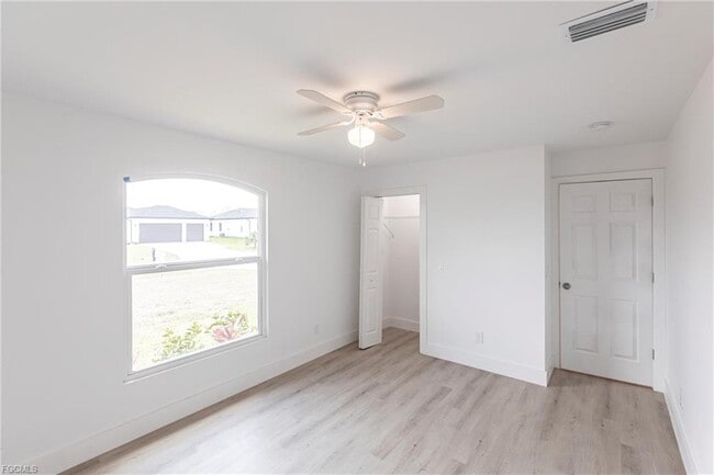 Building Photo - 2007 NW 21st St