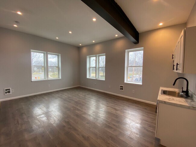 Building Photo - 4359-63 n 9th st