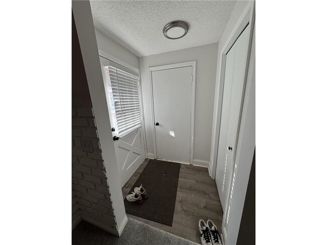 Building Photo - 6024 113th Ave N