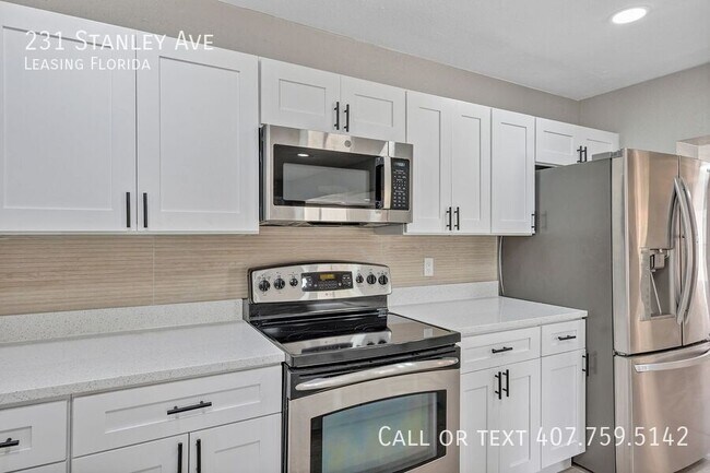 Building Photo - 231 Stanley Ave